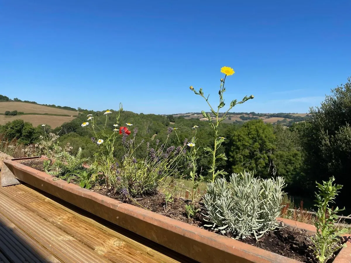 The Kuhvee Villa Exeter Holiday home
